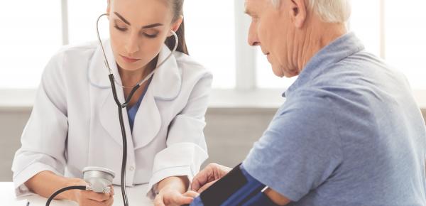 Symptômes d’un AVC : les signes