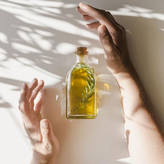 Utilisation et précautions d'emploi des huiles essentielles