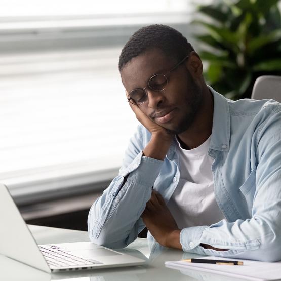 Bore-out, burn-out, brown-out : quelles différences ? 