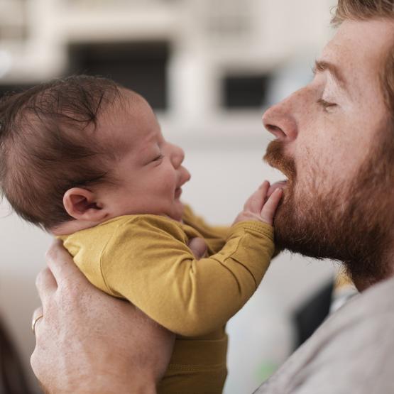 papa-naissance-enfant-radiance-mutuelle